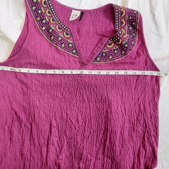 Anthropologie Akemi +‎ Kin Vizela Embroidered Top - Picture 7 of 7